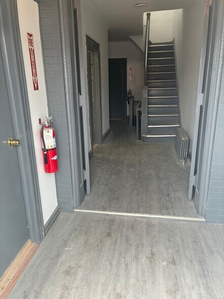 Building Photo - 8014 95th Ave