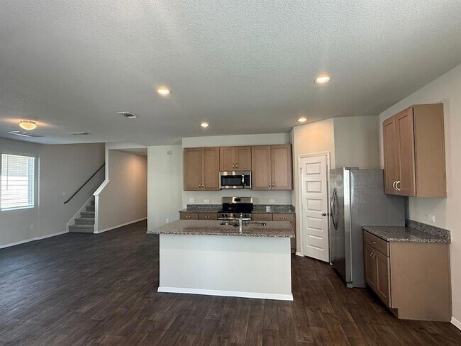 Building Photo - 2617 Totley Rd