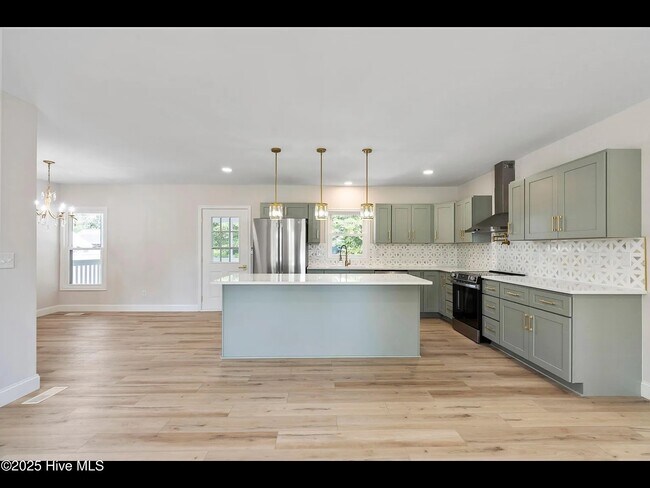 Building Photo - 109 Inlet Ct