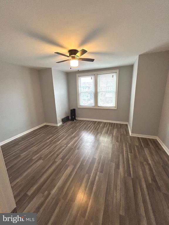 Building Photo - 5226 W Berks St