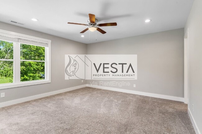 Building Photo - 12 Riddle Rd