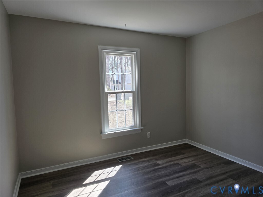 Building Photo - 1600 Porters Mill Terrace