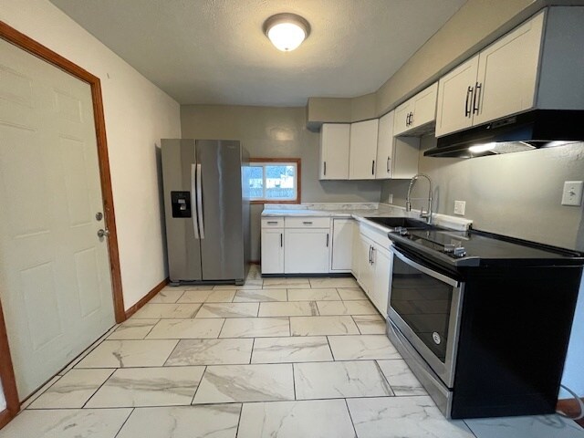 Building Photo - 216 N Walton Ave
