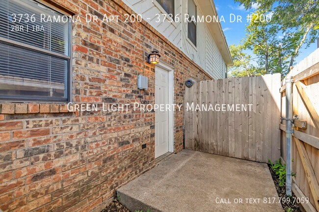 Building Photo - 3736 Ramona Dr