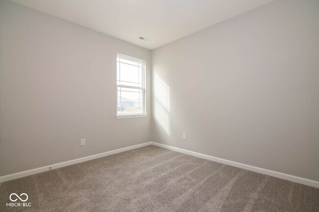 Building Photo - 876 Downey Ln