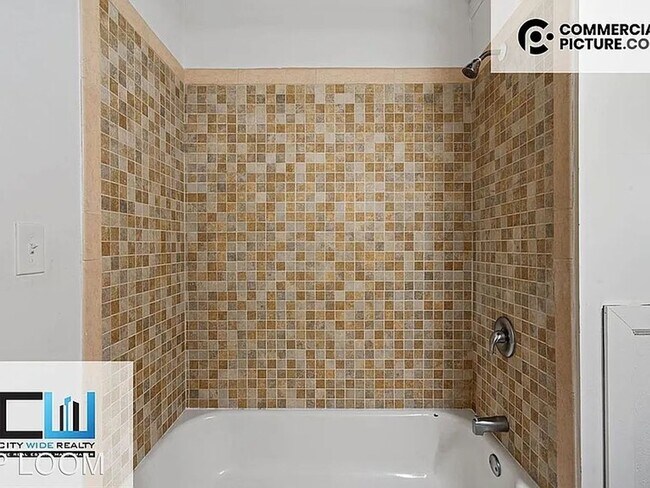 Building Photo - Frame Factory