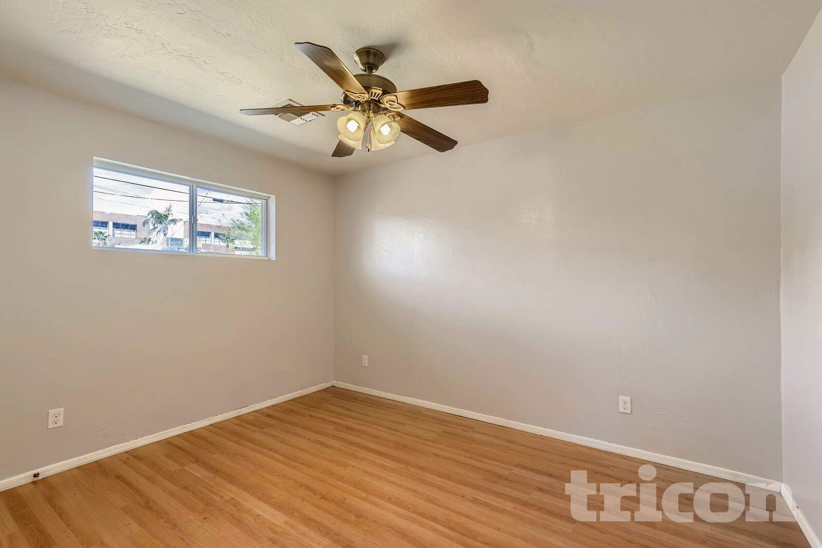 Building Photo - 3020 W Mariposa St