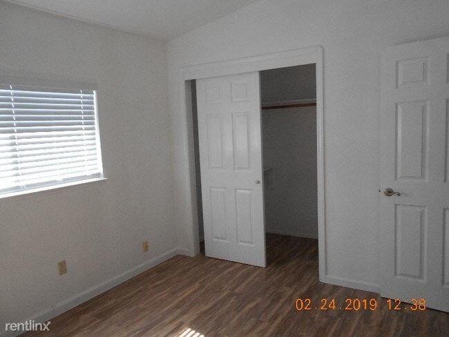 Building Photo - 4600 Beechwood St