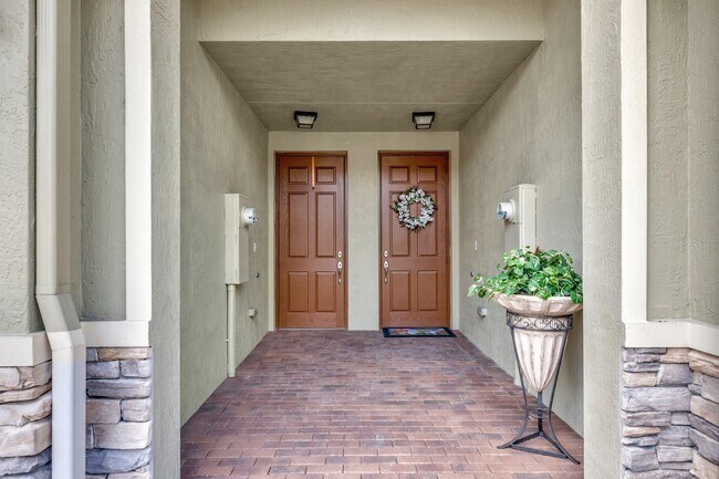 Building Photo - 10850 NW 74th Dr