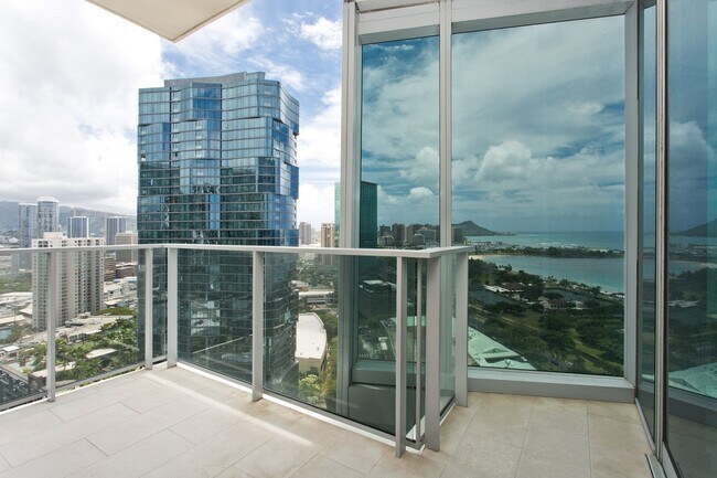 Building Photo - Waiea 2306