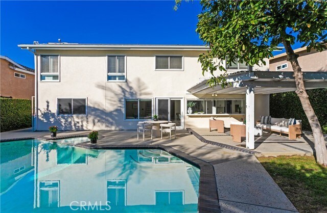 Building Photo - 9882 Kings Canyon Dr