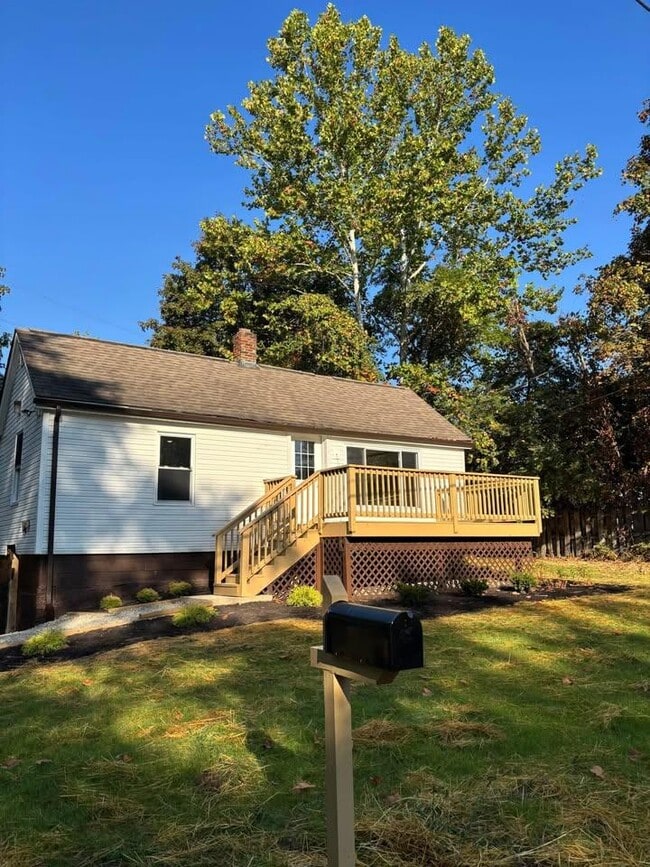 Building Photo - 8439 South Dr