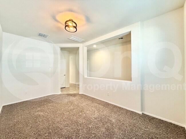 Building Photo - 3028 S 78th Dr