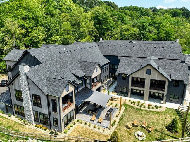 Building Photo - 4060 Walton Creek Rd