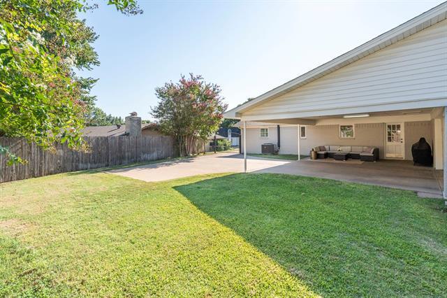 Building Photo - 4217 Dawn Dr