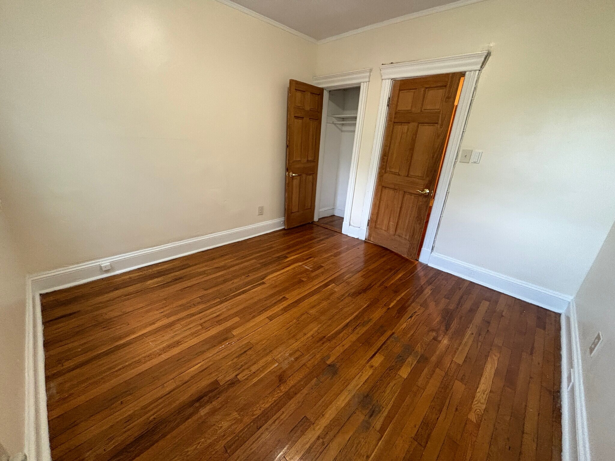 Building Photo - 360 Riverway