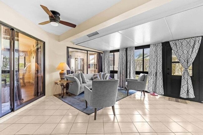 Building Photo - 2363 NW 13th Ct