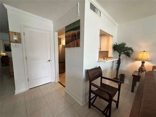 Building Photo - 6161 Gulf Winds Dr