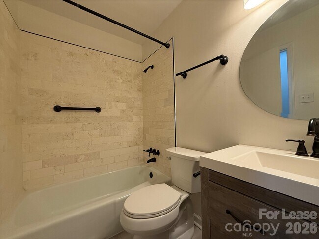 Building Photo - 201 Allison Dr