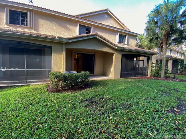 Building Photo - 4272 Vineyard Cir