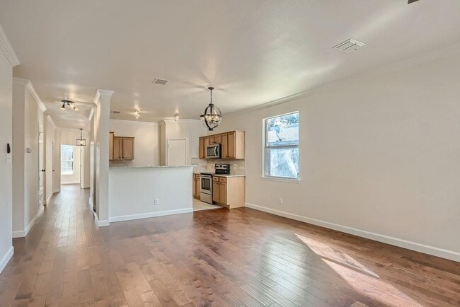 Building Photo - 8008 Serenity Way