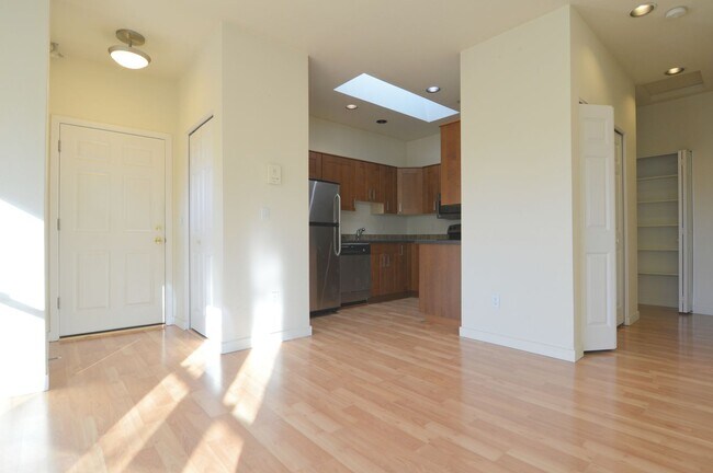 Building Photo - 2520 NE Rodney Ave