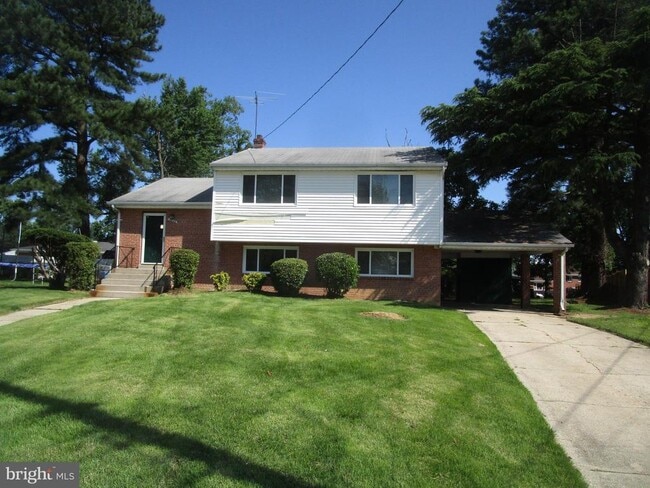 Building Photo - 5606 Devon Ct