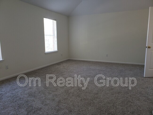 Building Photo - 6655 Stonefort Ct