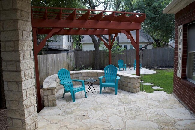 Building Photo - 2805 Cortez Dr