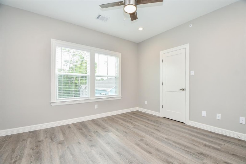 Building Photo - 5262 Ella Blvd