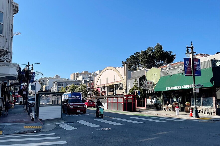 Building Photo - 1425 Vallejo St