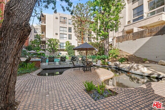 Building Photo - 1440 Veteran Ave