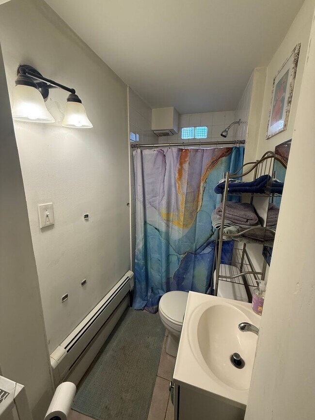 Building Photo - 1703 S 19th St