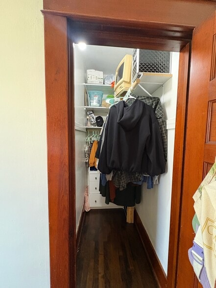 Bedroom 1 Closet - 2900 NE Tyler St