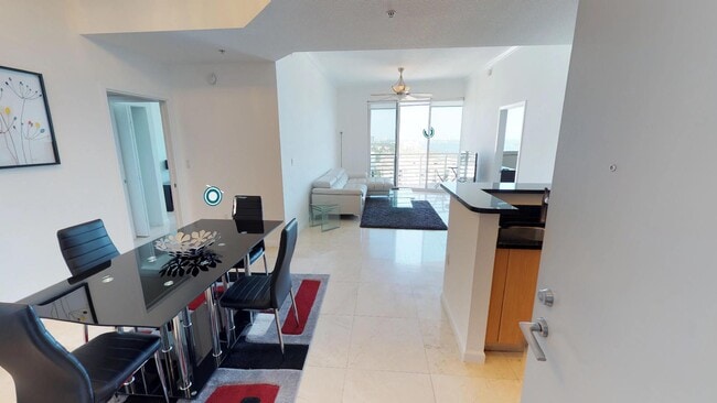 Building Photo - 1551 N Flagler Dr