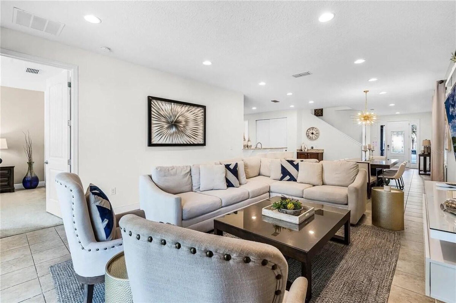 Building Photo - 220 Pendant Ct