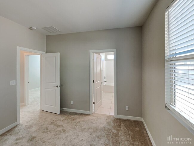 Building Photo - 6852 Whisper Canyon Pl