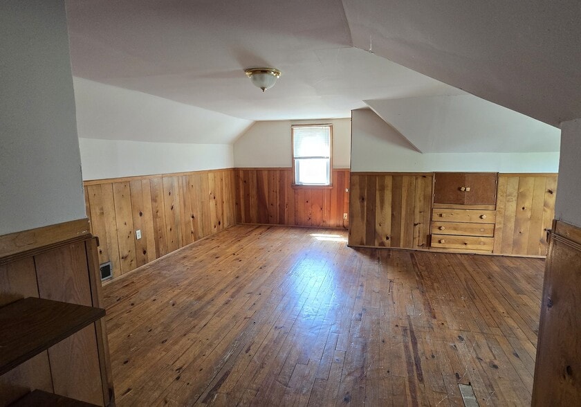 Building Photo - 17488 McCracken Rd
