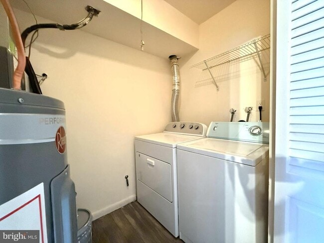 Building Photo - 8684 Inyo Pl