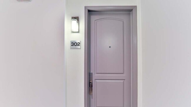 Building Photo - 4354 Teesdale Ave