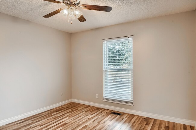 Building Photo - 4 Bedroom Home in Parker