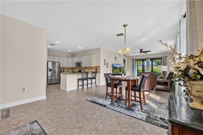 Building Photo - 8010 Helena Ct