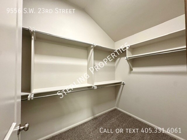 Building Photo - 9556 SW 23rd St