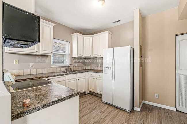Building Photo - 55 W Fall Creek Pkwy S Dr