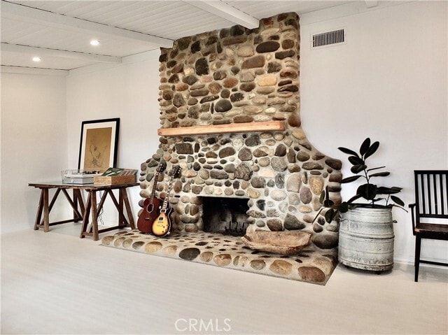 Building Photo - 220 Loyola Rd