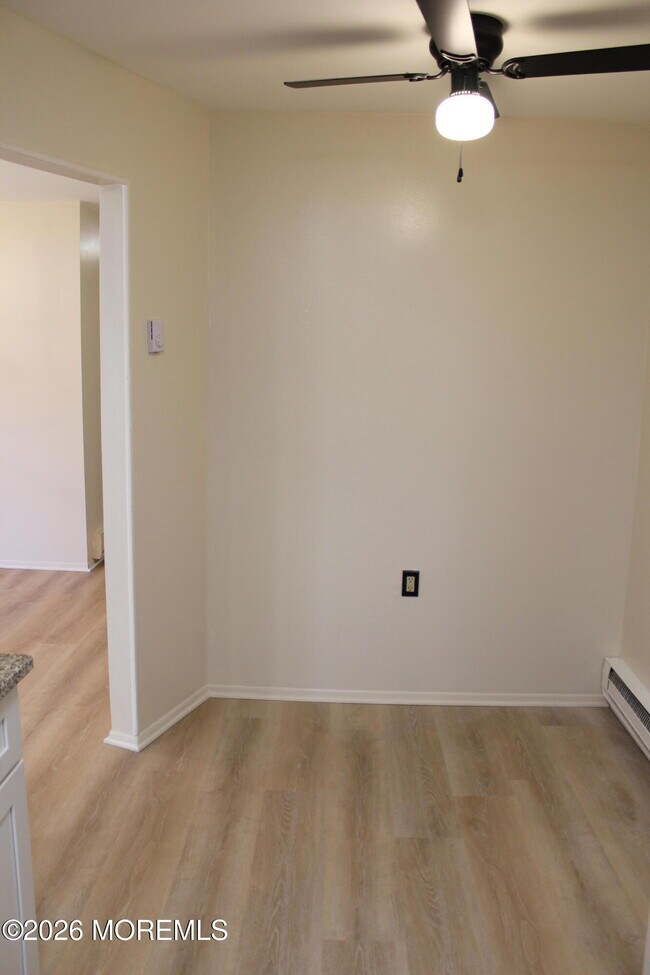 Building Photo - 7 Pine Cluster Cir