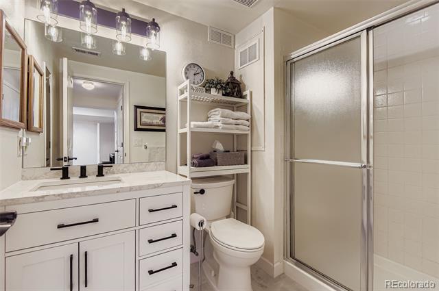 Building Photo - 16332 Parkside Dr