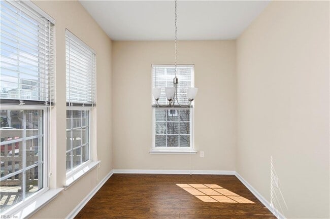 Building Photo - 4956 Almandine Ave