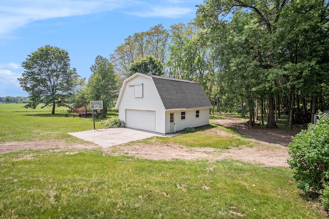 Building Photo - 11316 Brown Rd