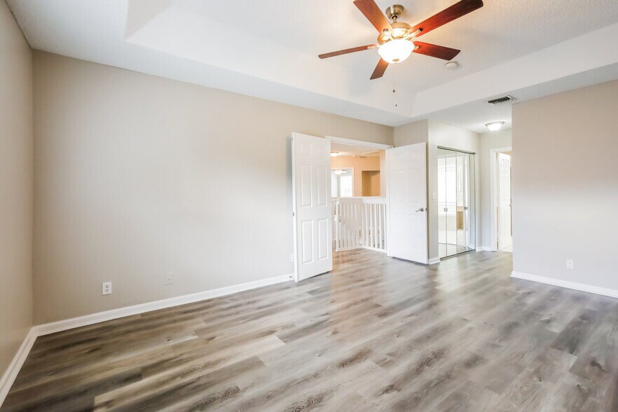 Building Photo - 103 SW 164th Ave